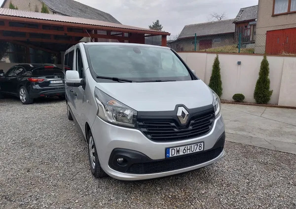 renault Renault Trafic cena 66900 przebieg: 262000, rok produkcji 2016 z Wolbrom